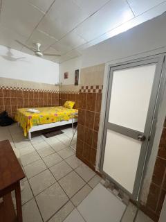 Habitación céntrica AC,TV 2p - 4