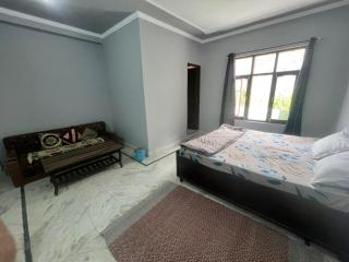 The Moonland Homestay - 4
