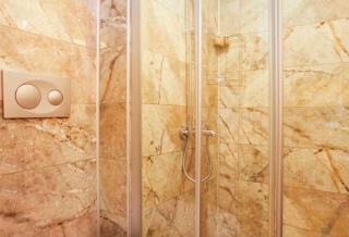 Studio with a balcony and a kitchen in Taksim - 5