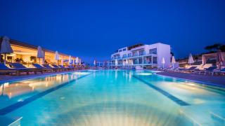 Harmony Crest Resort - 4