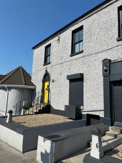 Edenderry Central Rooms - 8