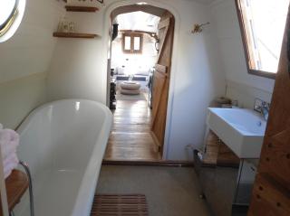 Boutique London Narrowboat - 2