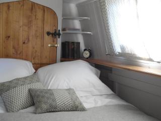 Boutique London Narrowboat - 1