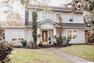 Vintage Cozy House in Center of Montrose - 9