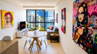 FIFA World Cup Stylish High-Rise, Pool, HotTub - 4