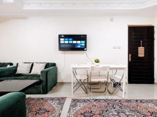 Madinaty 2BR Apt, Garden View, Wi-Fi & Self Check-in - 7
