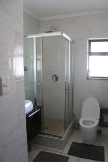 First Gen Cedar Acres Fourways - 5