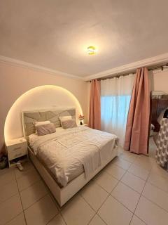 Appartement au coeur de la ville avec Balcon en fleurs - 6