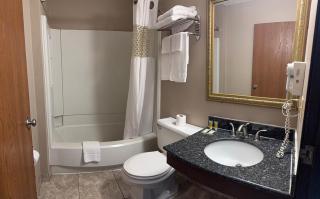 Knights Inn Hartford - 3