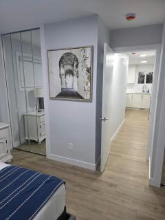 Sleek Family Friendly Home near WEM - 3