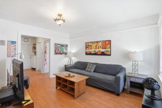 Golden Hill 1 bedrooms - 2