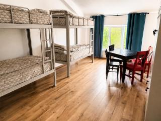 Hostel BaseCamp Bacau - 2