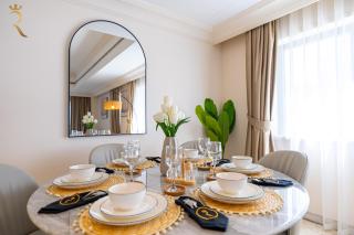 Al Raha Grand 4BR Chic Family Haven Escape - 9