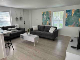 Cozy Apartment - 0