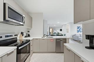 Aventura 2 Bd 2 Ba The Yacht Club 8-108 - 1