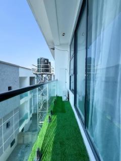 Luxurious 2 bedroom flat in Lekki - 6