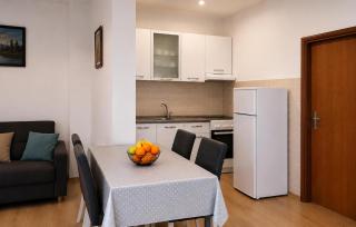 Lovely Apartment In Vir With Wifi - 9