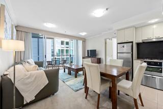 Central City Apt with King Bed, Pool, Gym & WiFi - 2