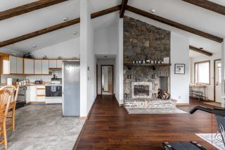 Rustic Mountain view Cabin 5 mins to Ski Area! - 4