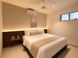 Hotel Isla Mujeres Centro & Beach Club Included - 1
