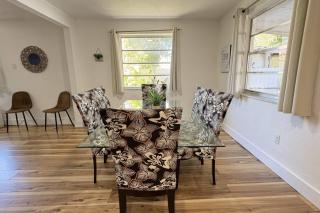 Lively Home near Downtown, stadium, Wynwood - 5