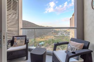 Suite de Lujo con Balcón y Vista Unica Cerca al Mar - 9