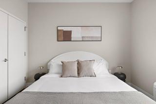 Polk-Premium 2B2B Suite NYC Skyline 20 mins to NYC - 2