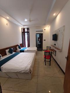 Hotel CM Palace Khatu Shyam ji - 3