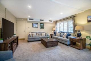 Perfect Condo in Heart of PC with Pool & Hot Tub - 8