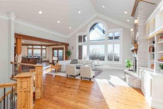 Farmington Oasis-Views Space & Comfort - 3