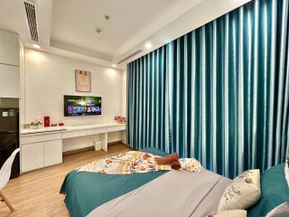 Luxury Skyline Living Experience at Vinhomes Green Bay Hanoi - 3