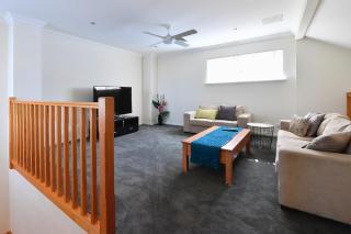 Harrison's Retreat - Rockingham - 8