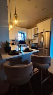 Master Suite De Carlo Shared Property PRIVATE stay NYC 18mins - 4