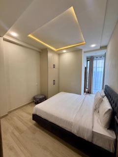 Cloud Crest - 4
