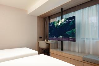 Atour X Hotel Chengdu Taikoo Li General Office Wangfujing - 1