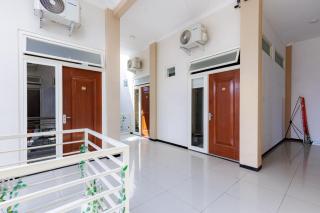 RedDoorz Syariah @ Jl. Cengger Ayam Dalam - 8
