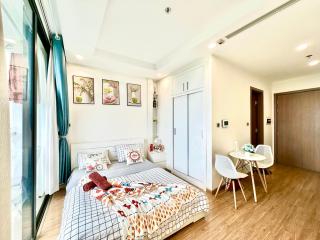Premium High Floor Retreat Studio with Breathtaking Hanoi Skyline Views - 7