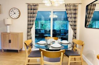 Cozy Cottage 2BR, 1BA Retreat - 7
