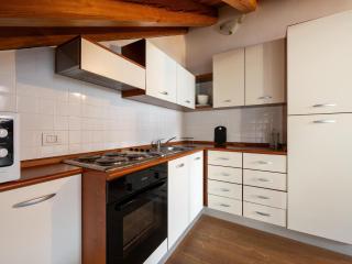 Attic historic building with air conditioning - 6