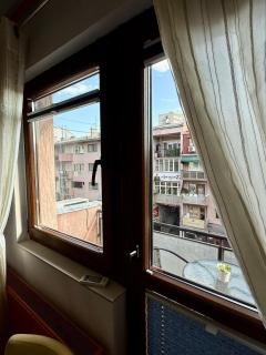 One Bedroom City Center Apartment - 7