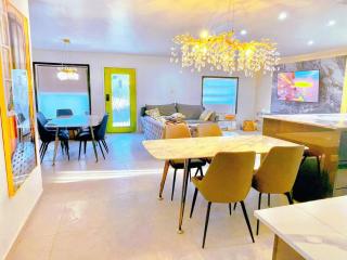 Stylish SFH Home - 5 min to Universal Studios - 5