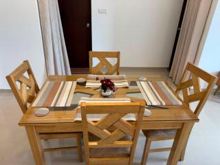 Neth Family Haven Canterbury Apartment - 2