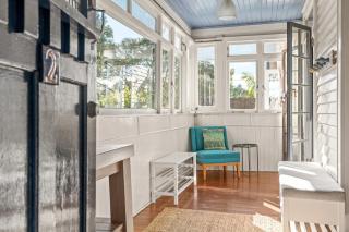 Coastal Retreat close to Devonport Beaches - 0