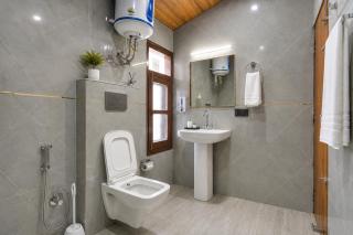 The Dogri Boutique Cottage, Mashobra - Luxury Cottage with Scenic mountain view - 8