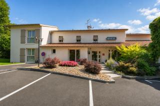 Logis Hotel Le Petit Casset - 9