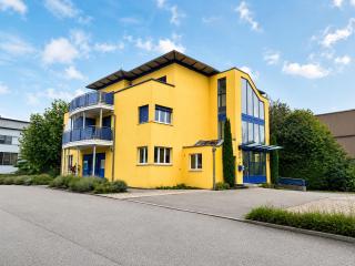 HelloStay Zug Studios - 1