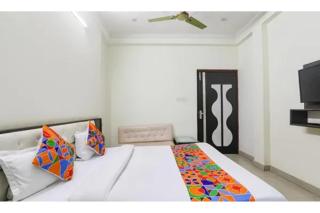 FabHotel Sara Residency - 7