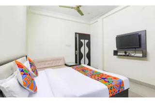 FabHotel Sara Residency - 6