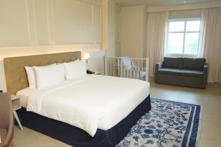 The Monarch Hotel - 9