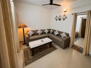 Fortune Home Stay 1BHK, B-434 Sector-19 Noida - 7